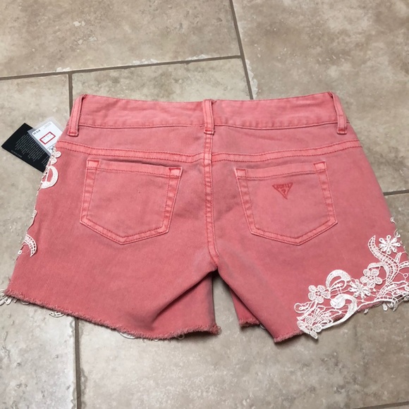 Guess peach lace shorts - Picture 6 of 8